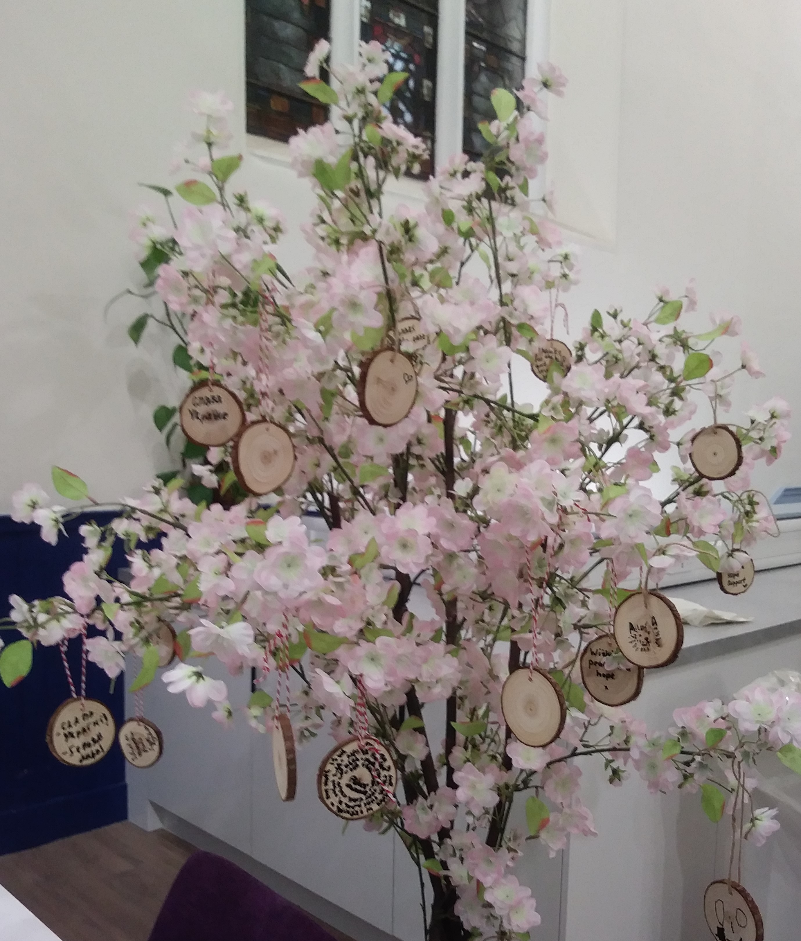 picture of poet-tree with hanging comments picture of poet-tree with hanging comments